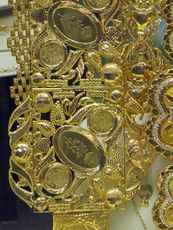 368 arabischer Goldschmuck.JPG